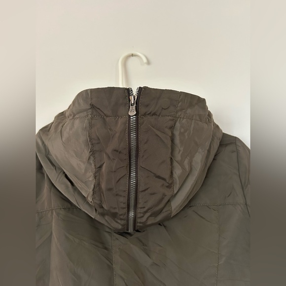 Peuterey Women’s Olive Green Genuine Down Filled Size Small - Picture 6 of 11